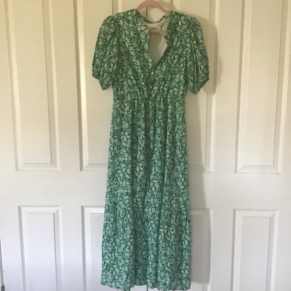 Hyacinth House Tuckernuck green floral midi dress S